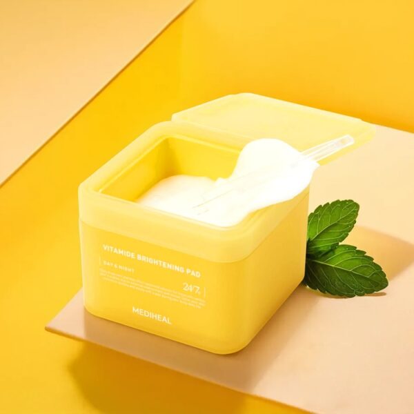 7e2ca182eb3734b4c65e1d5e3a30e016_750x750 MEDIHEAL VITAMIDE BRIGHTENING PAD