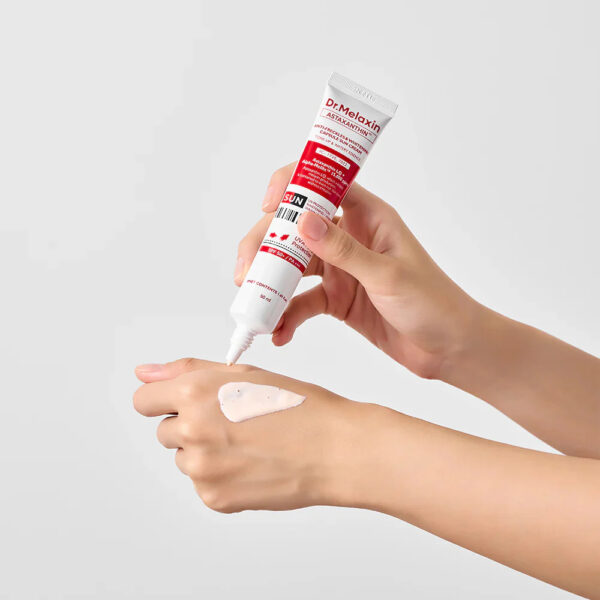 ae2eae32-69f1-4f5f-a1b1-455f77a358c2 Dr. Melaxin Astaxanthin Anti-Freckles & Whitening Capsule Sun Cream SPF 50+ PA+++