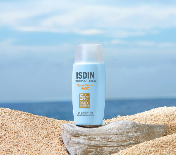 it_1349_pdp_fp_fusion_water_spf50_50ml_results_graphics_image_mobile_1 ISDIN FOTOPROTECTOR FUSION WATER MAGIC SPF 50