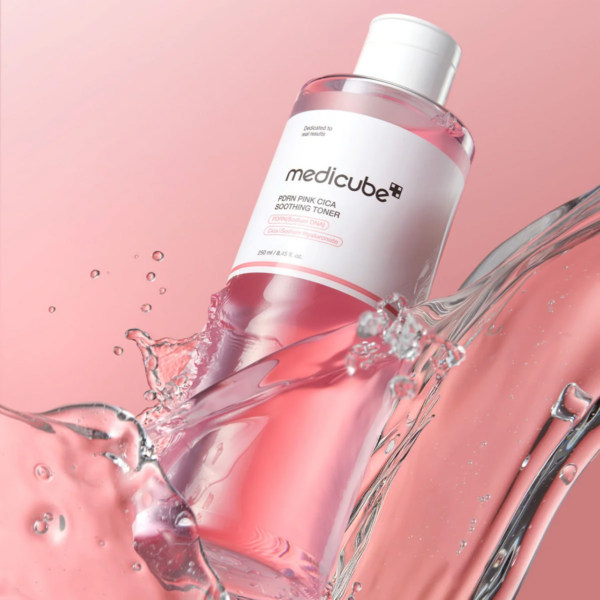MEDICUBE PDRN PINK CICA SOOTHING TONER